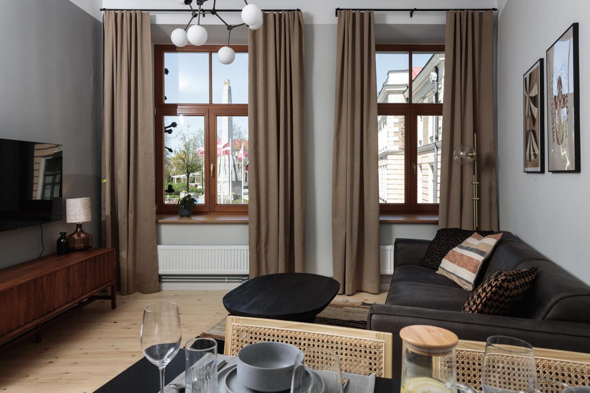 Centra Nams - Center Apartments Cēsis Esterno foto